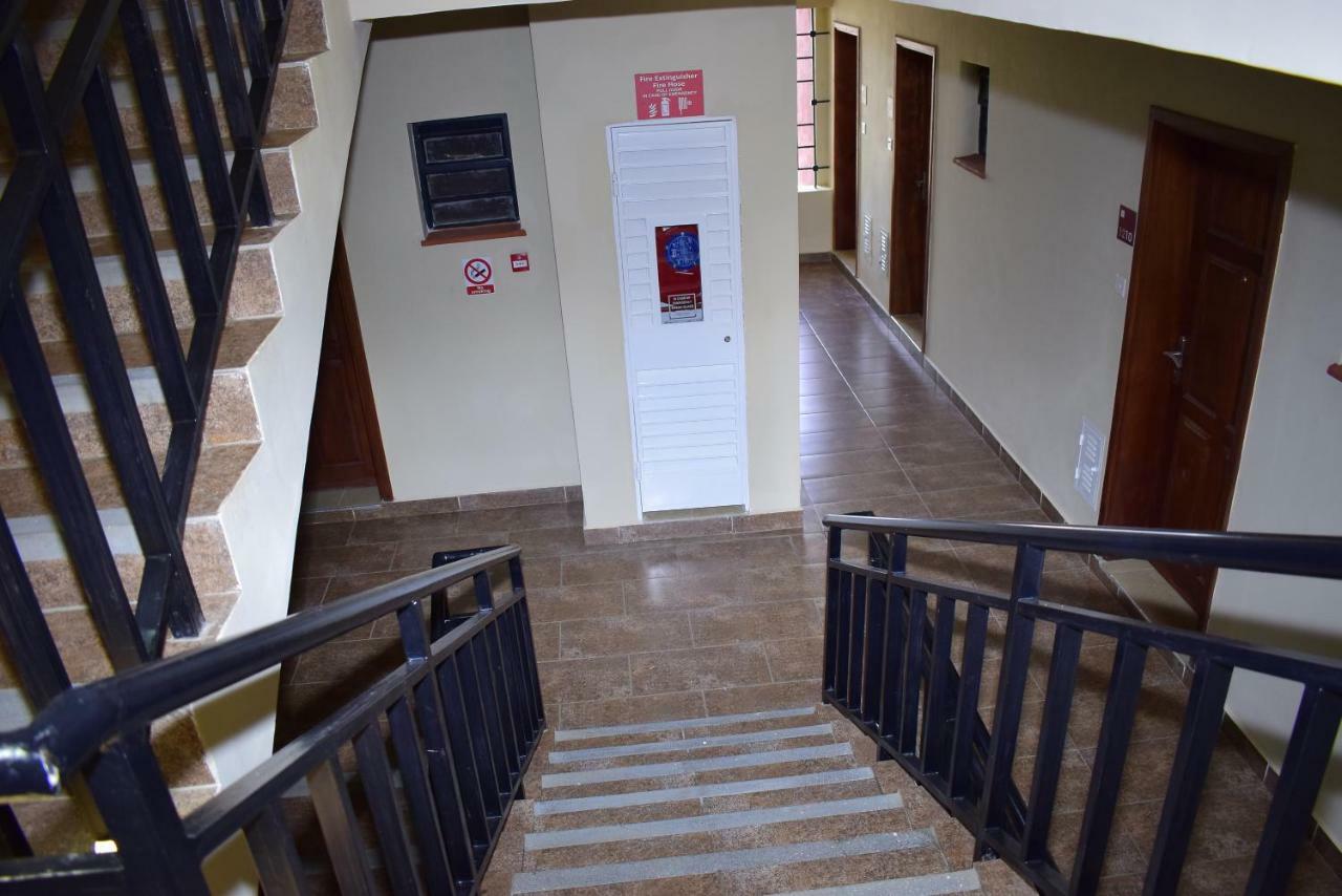 West Suites Nairobi Eksteriør billede